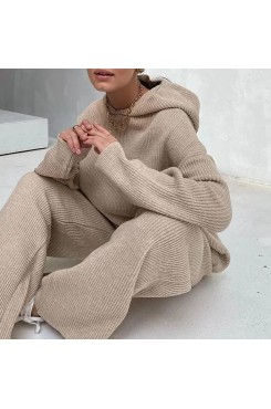Fashionable Distressed Sweatshirt for a Unique Style HF2411-03-02